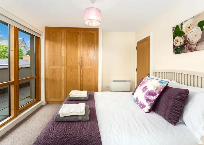 144 - アパート クリフデン